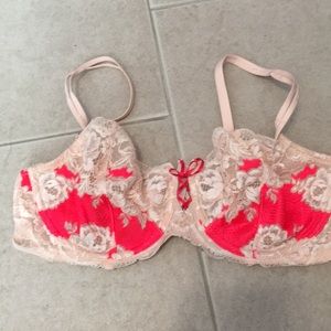 Victoria’s Secret Lace Bra - 38C